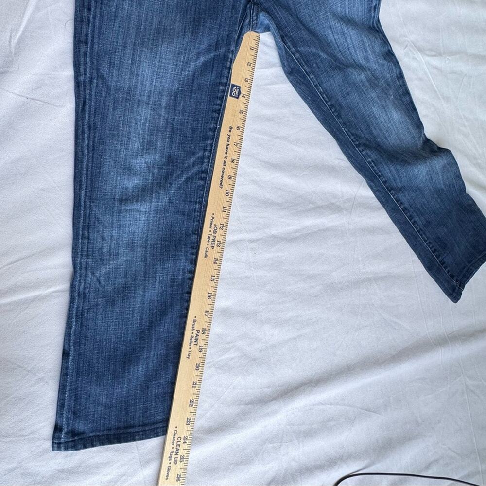 Classic Blue Women's Jeans - Picture 13 of 16